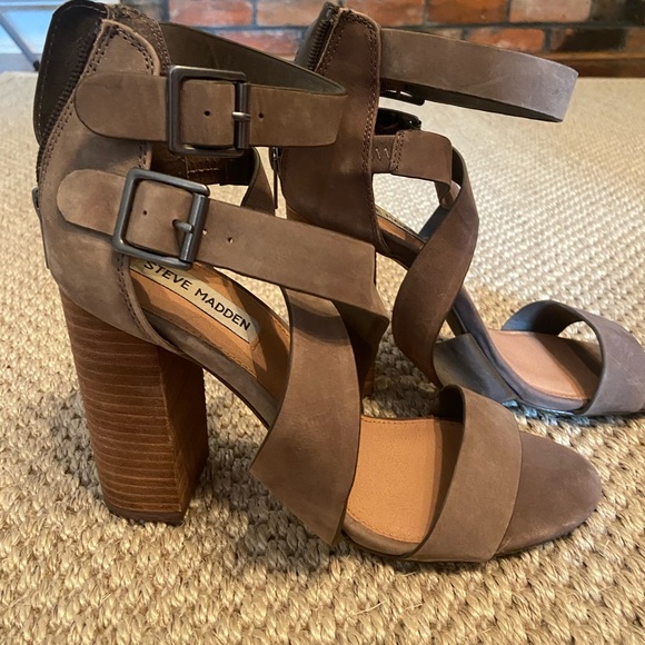 Steve Madden Heels - Picture 5 of 8